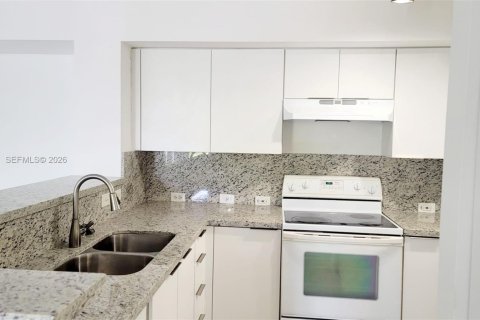 Copropriété à louer à Pembroke Pines, Floride: 2 chambres, 85.66 m2 № 2076390 - photo 7