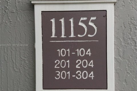 Copropriété à louer à Pembroke Pines, Floride: 2 chambres, 85.66 m2 № 2076390 - photo 3
