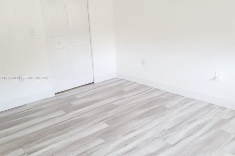 Copropriété à louer à Pembroke Pines, Floride: 2 chambres, 85.66 m2 № 2076390 - photo 12