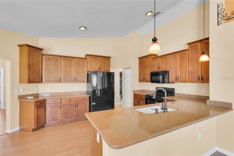 House in Oxford, Florida 4 bedrooms, 224.27 sq.m. № 1803258 - photo 12