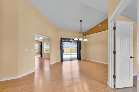 House in Oxford, Florida 4 bedrooms, 224.27 sq.m. № 1803258 - photo 8