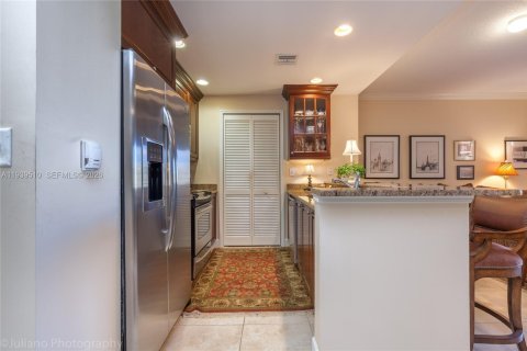 Купить кондоминиум в Корал-Гейблс, Флорида 1 спальня, 85.01м2, № 1997658 - фото 10