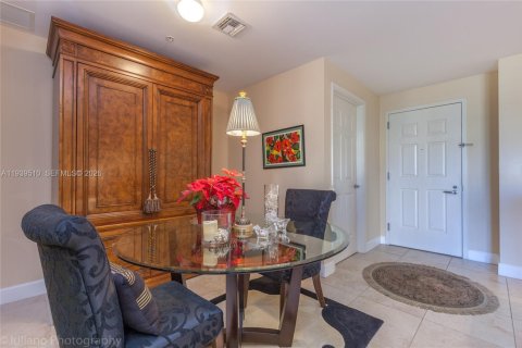 Купить кондоминиум в Корал-Гейблс, Флорида 1 спальня, 85.01м2, № 1997658 - фото 9