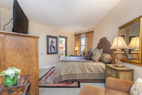 Купить кондоминиум в Корал-Гейблс, Флорида 1 спальня, 85.01м2, № 1997658 - фото 23