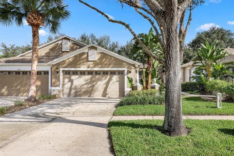 Casa en Fish Hawk, Florida 3 dormitorios, 169.83 m2 № 2108037