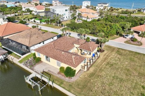 House in Flagler Beach, Florida 4 bedrooms, 255.48 sq.m. № 2200190 - photo 8