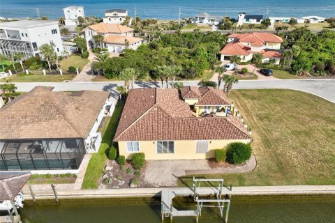 House in Flagler Beach, Florida 4 bedrooms, 255.48 sq.m. № 2200190 - photo 7