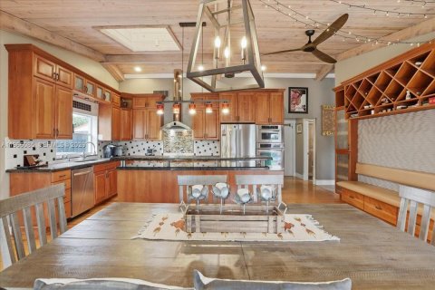 Casa en venta en Plantation, Florida, 4 dormitorios, 229 m2 № 2028058 - foto 15