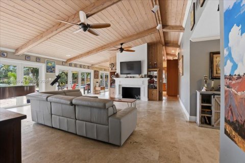 Casa en venta en Plantation, Florida, 4 dormitorios, 229 m2 № 2028058 - foto 10