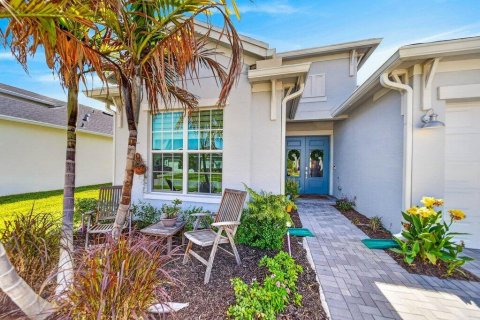 House in Port St. Lucie, Florida 3 bedrooms, 228.91 sq.m. № 2191690 - photo 17