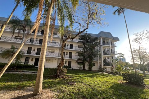 Condominio en venta en Lauderhill, Florida, 1 dormitorio, 92.9 m2 № 2250503 - foto 6