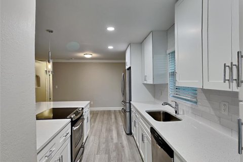 Villa ou maison à vendre à Orlando, Floride: 4 chambres, 171.03 m2 № 2348306 - photo 3