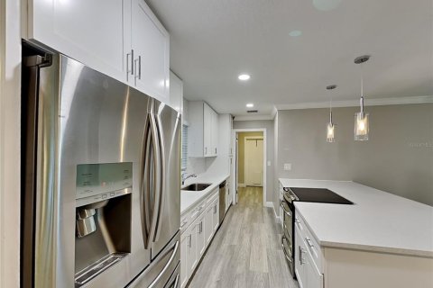 Villa ou maison à vendre à Orlando, Floride: 4 chambres, 171.03 m2 № 2348306 - photo 5