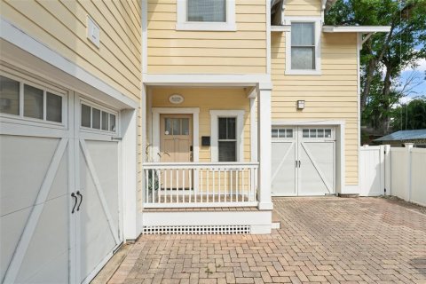 Villa ou maison à vendre à Orlando, Floride: 8 chambres, 283.26 m2 № 1690141 - photo 3