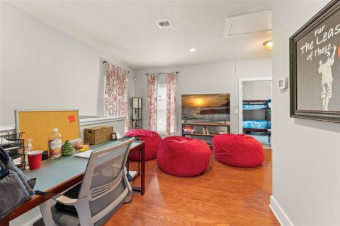 Villa ou maison à vendre à Orlando, Floride: 8 chambres, 283.26 m2 № 1690141 - photo 16