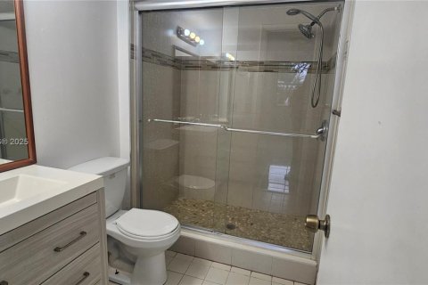 Condominio en alquiler en Coral Springs, Florida, 2 dormitorios, 91.42 m2 № 1762489 - foto 12