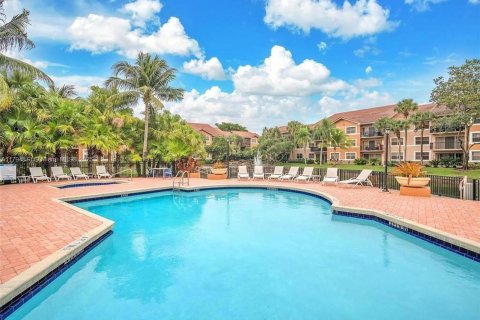 Condominio en alquiler en Coral Springs, Florida, 2 dormitorios, 91.42 m2 № 1762489 - foto 27