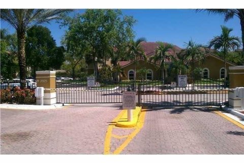 Condominio en alquiler en Coral Springs, Florida, 2 dormitorios, 91.42 m2 № 1762489 - foto 28