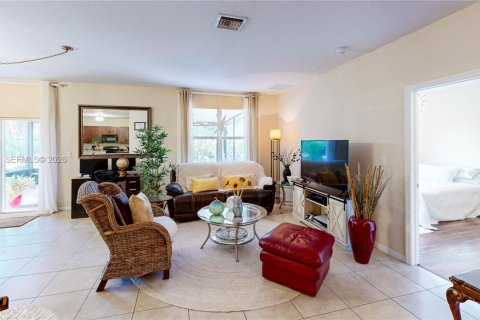 Купить виллу или дом в Хомстед, Флорида 3 спальни, 167.22м2, № 2050918 - фото 1