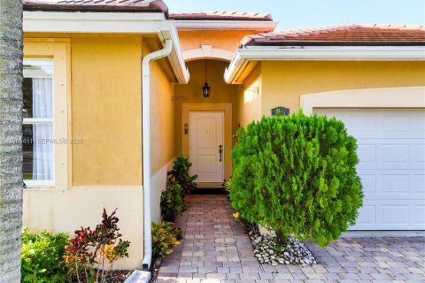 Villa ou maison à vendre à Homestead, Floride: 3 chambres, 167.22 m2 № 2050918 - photo 1