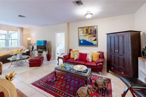 Villa ou maison à vendre à Homestead, Floride: 3 chambres, 167.22 m2 № 2050918 - photo 24