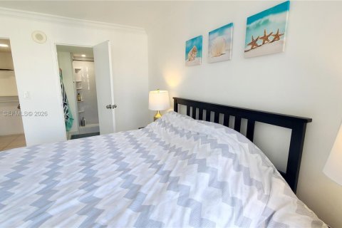 Снять в аренду кондоминиум в Санни-Айлс-Бич, Флорида 2 спальни, 91.79м2, № 2005871 - фото 19