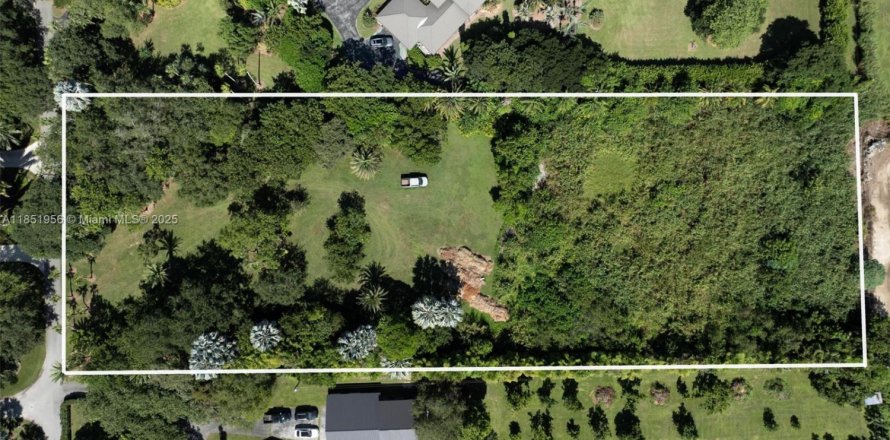Land in Homestead, Florida № 1877521