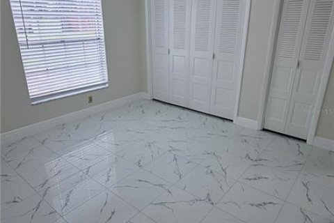 House in Lakeland, Florida 3 bedrooms, 103.31 sq.m. № 2394120 - photo 13