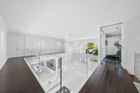 Villa ou maison à vendre à North Miami Beach, Floride: 5 chambres, 467.02 m2 № 2423565 - photo 17