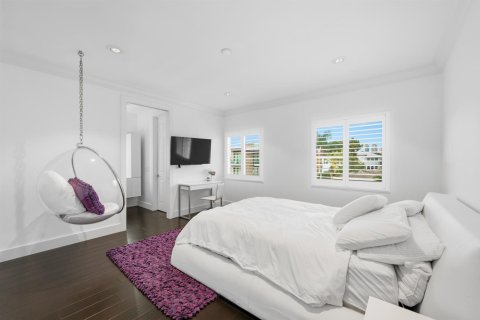 Villa ou maison à vendre à North Miami Beach, Floride: 5 chambres, 467.02 m2 № 2423565 - photo 24