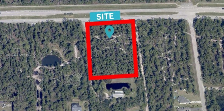Commercial property in Vero Beach, Florida № 1875074