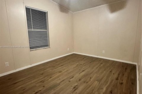 Снять в аренду квартиру в Бока-Ратон, Флорида 3 спальни, 101.45м2, № 1947832 - фото 11