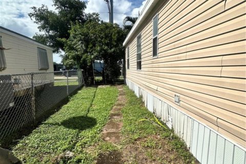 Снять в аренду квартиру в Бока-Ратон, Флорида 3 спальни, 101.45м2, № 1947832 - фото 17