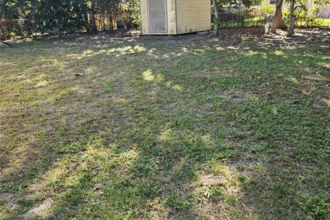 Casa en venta en North Miami, Florida, 3 dormitorios, 103.59 m2 № 2031928 - foto 11