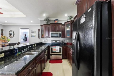 House in Tampa, Florida 3 bedrooms, 175.4 sq.m. № 2147936 - photo 14