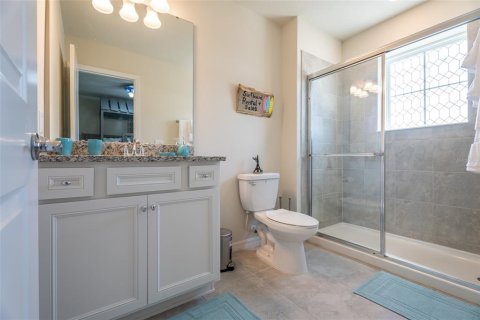 House in Davenport, Florida 5 bedrooms, 243.59 sq.m. № 2234500 - photo 20