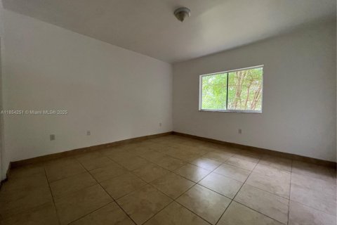 Townhouse in Homestead, Florida 4 bedrooms, 163.69 sq.m. № 1888923 - photo 12