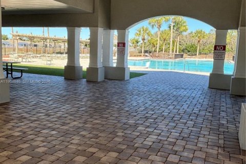 Villa ou maison à vendre à Spring Hill, Floride: 4 chambres, 183.76 m2 № 1963991 - photo 15