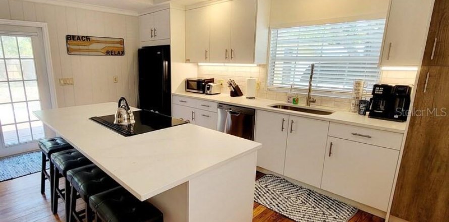 Villa ou maison à Sarasota, Floride 2 chambres, 132.66 m2 № 1537214