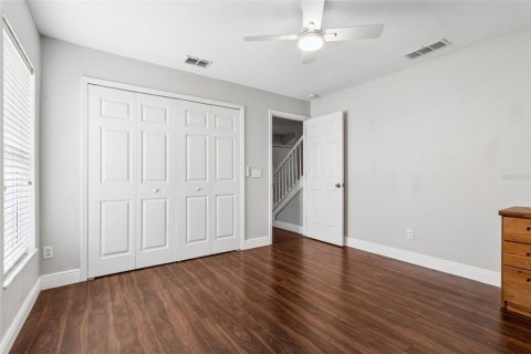 House in DeLand, Florida 4 bedrooms, 231.7 sq.m. № 2298198 - photo 27