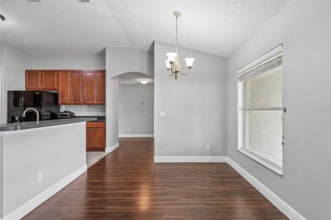 House in DeLand, Florida 4 bedrooms, 231.7 sq.m. № 2298198 - photo 23
