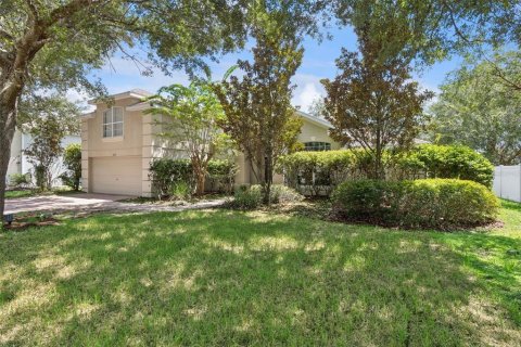 House in DeLand, Florida 4 bedrooms, 231.7 sq.m. № 2298198 - photo 3