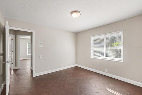 House in Parrish, Florida 3 bedrooms, 192.77 sq.m. № 2120893 - photo 19