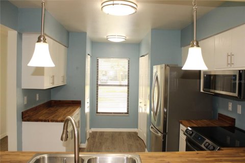 Condominio en alquiler en Bradenton, Florida, 2 dormitorios, 127.28 m2 № 1825122 - foto 4