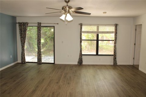 Condominio en alquiler en Bradenton, Florida, 2 dormitorios, 127.28 m2 № 1825122 - foto 11