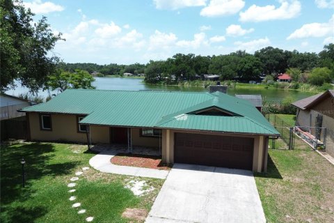 House in Seffner, Florida 3 bedrooms, 152.73 sq.m. № 2113668