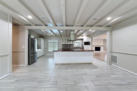 House in Seffner, Florida 3 bedrooms, 152.73 sq.m. № 2113668 - photo 11