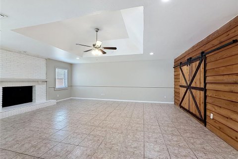 House in Seffner, Florida 3 bedrooms, 152.73 sq.m. № 2113668 - photo 24
