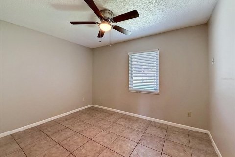 House in Seffner, Florida 3 bedrooms, 152.73 sq.m. № 2113668 - photo 21