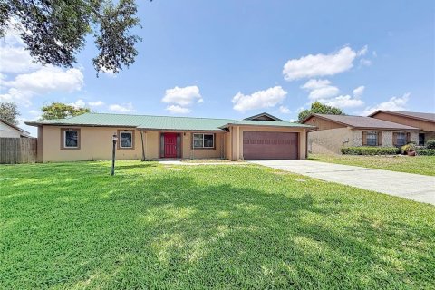 House in Seffner, Florida 3 bedrooms, 152.73 sq.m. № 2113668 - photo 5